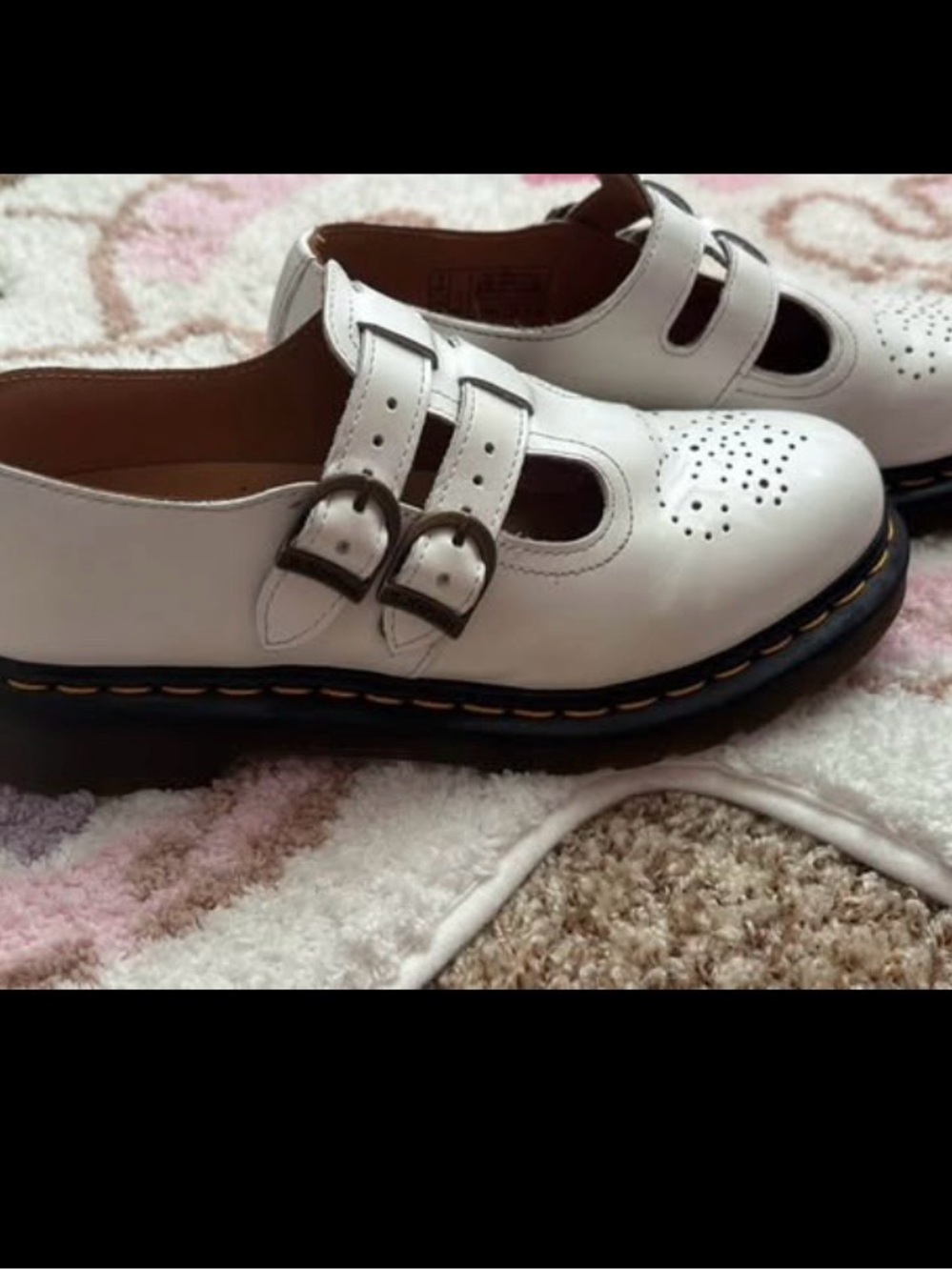 Dr. Martens Tan/Black Mary Jane Label Detail - Picture 3 of 5